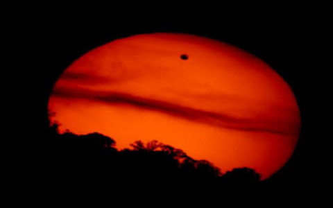 Venus Sextile Venus Transit Effects: Discover How This Transit Impacts You Personally?
