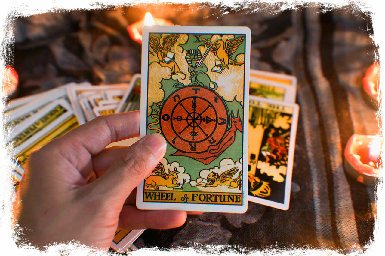c48e6e83ed958c31e244d2bab25d9176 Best Live Tarot Cards Readers: Connect with Real Psychics for Live Tarot Cards